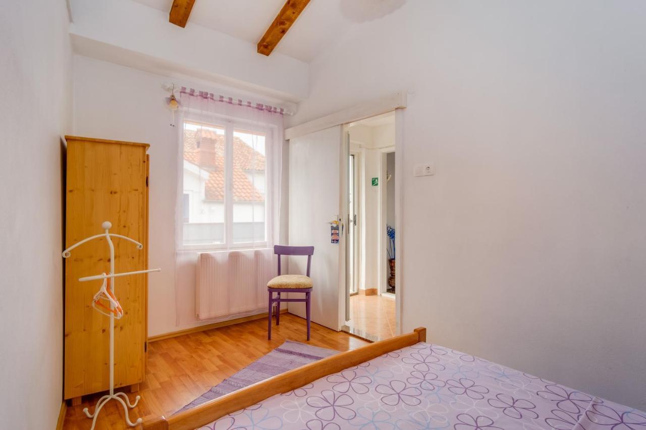 Apartments Kastel Велі-Лошинь Екстер'єр фото